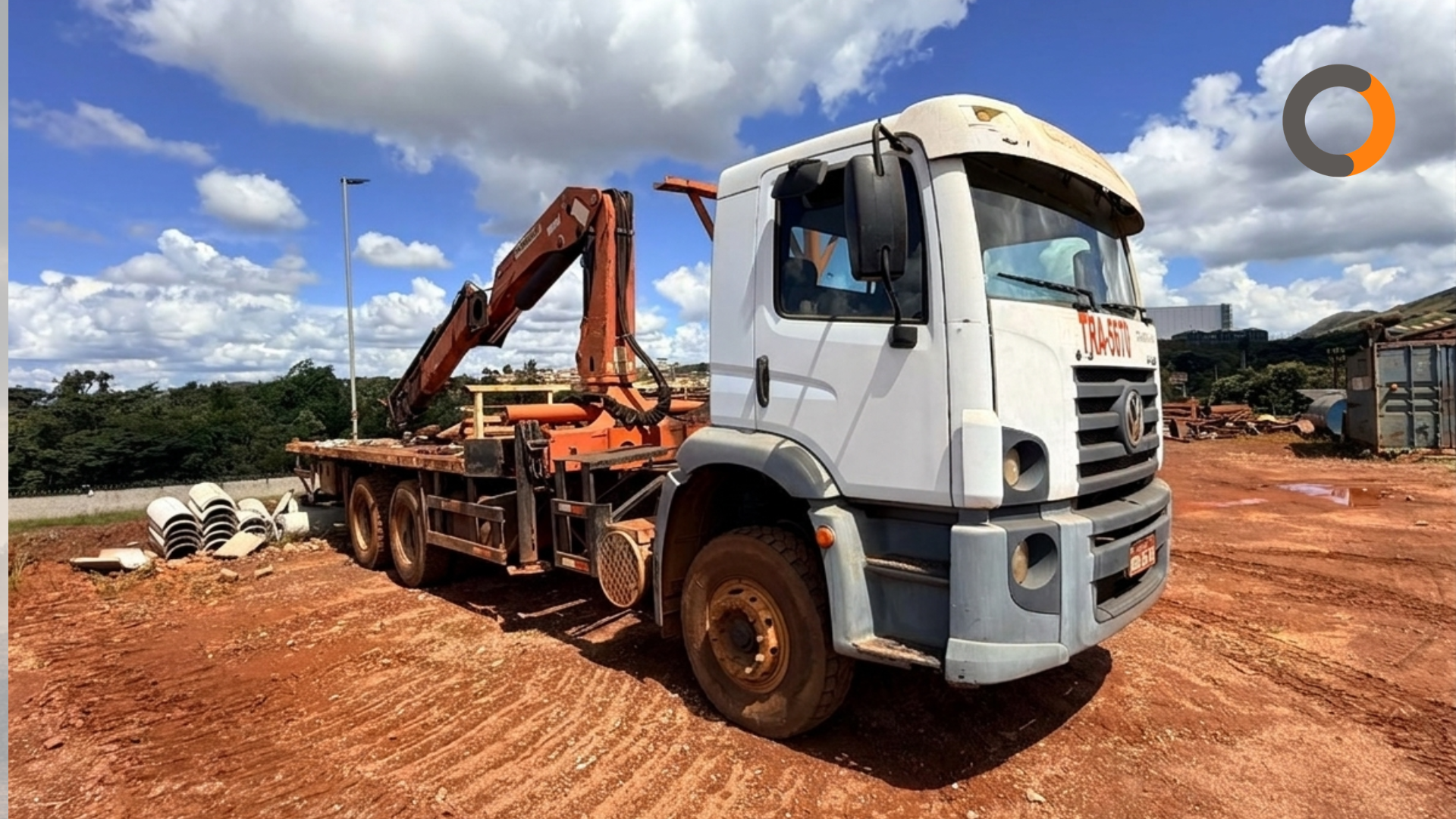 CAMINHAO GUINDAUTO - máquina pesada